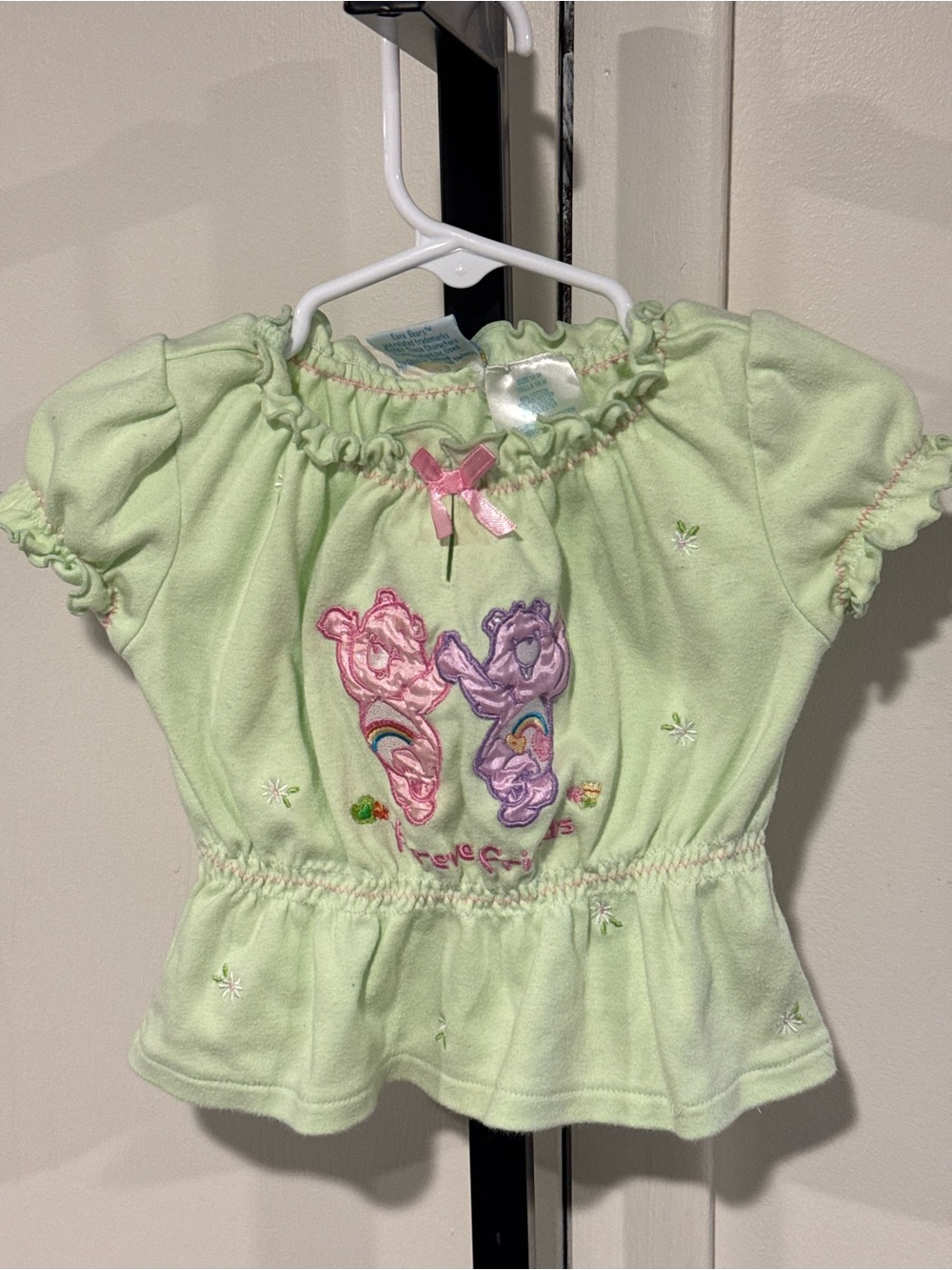 Girls Pastel Green Embroidered Care Bears Top 18mo Infant 2007 - Picture 2 of 6